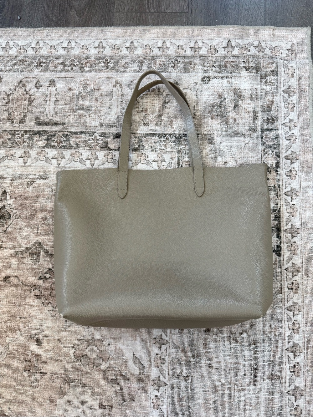 Cuyana Leather Tote Bag